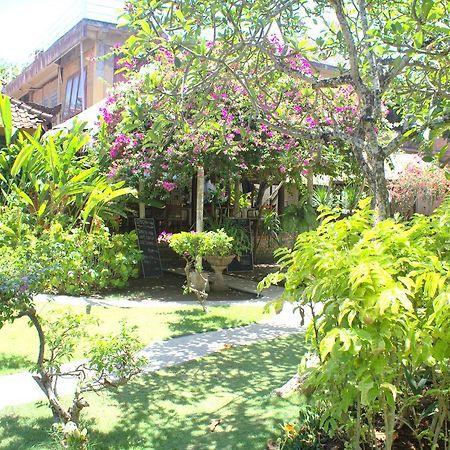 The Sari Beach Legian  Exterior photo