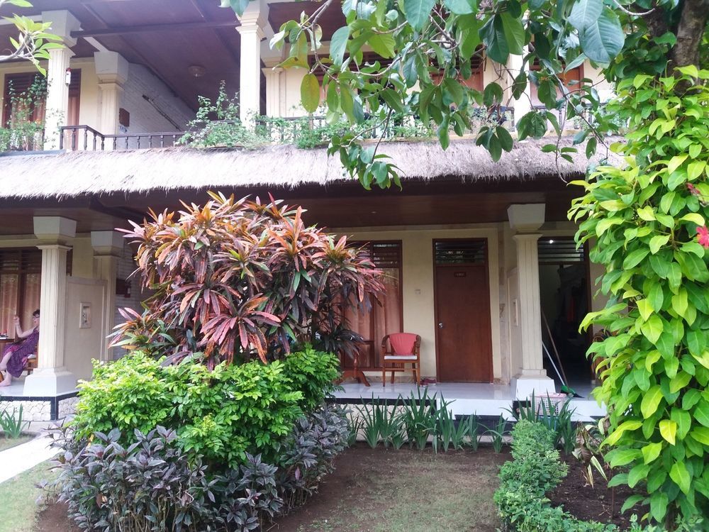 The Sari Beach Legian  Exterior photo