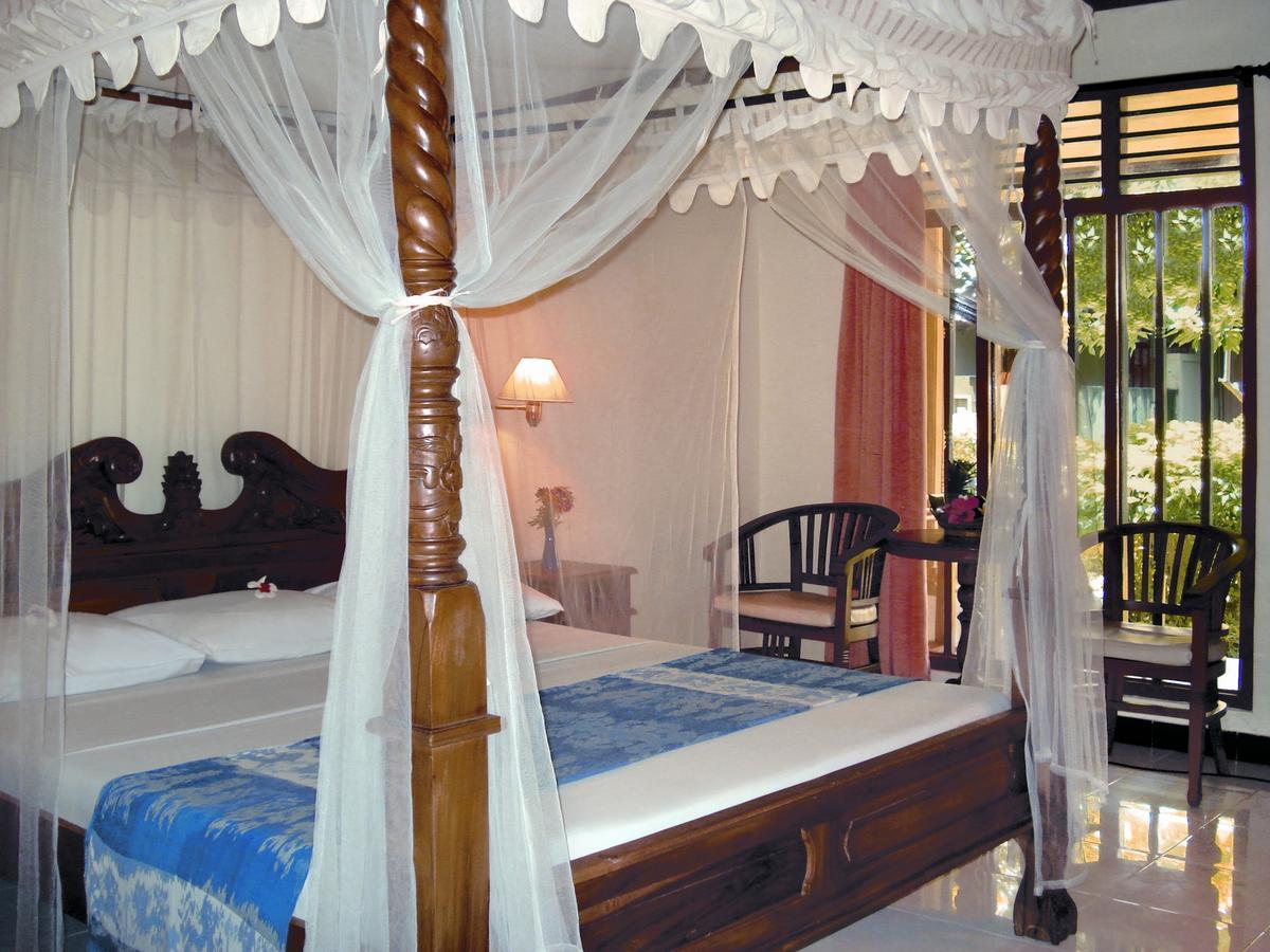 The Sari Beach Legian  Exterior photo