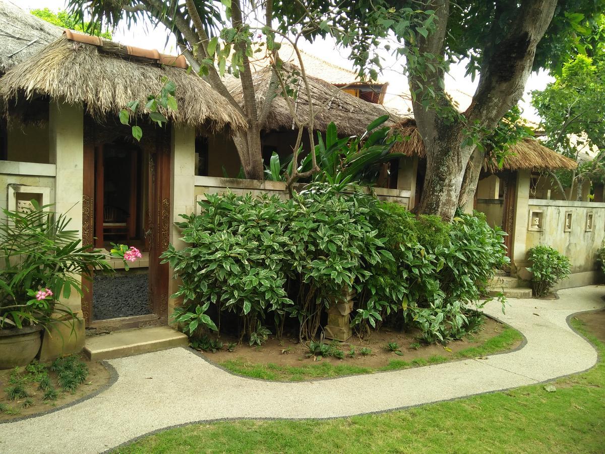 The Sari Beach Legian  Exterior photo