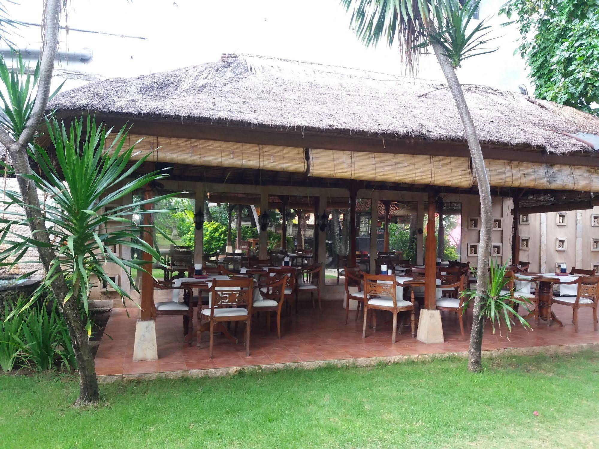 The Sari Beach Legian  Exterior photo