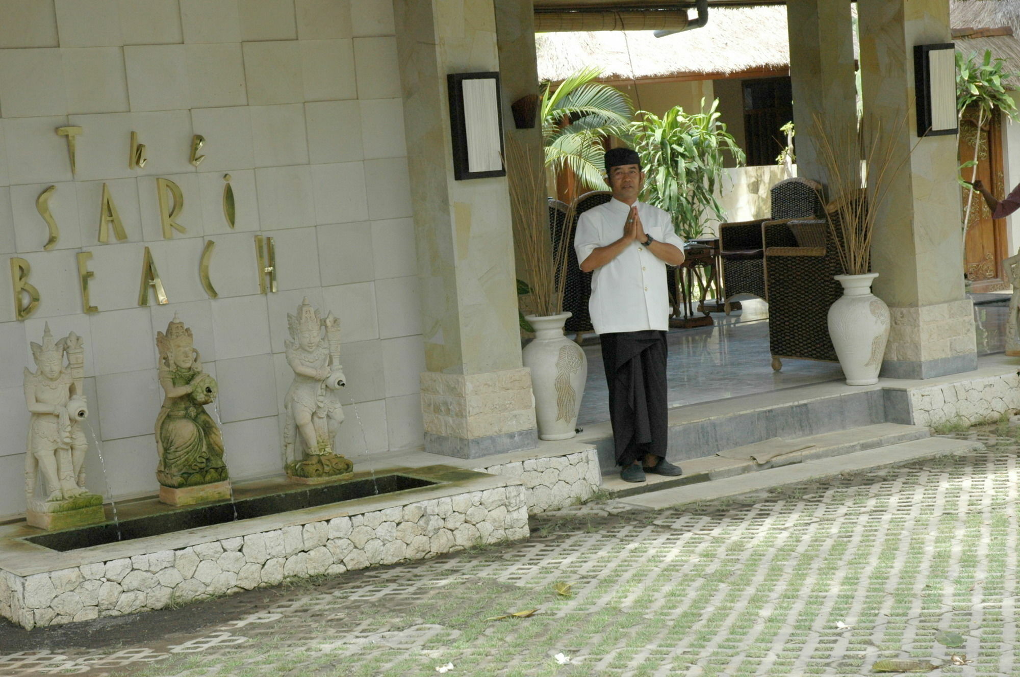 The Sari Beach Legian  Exterior photo